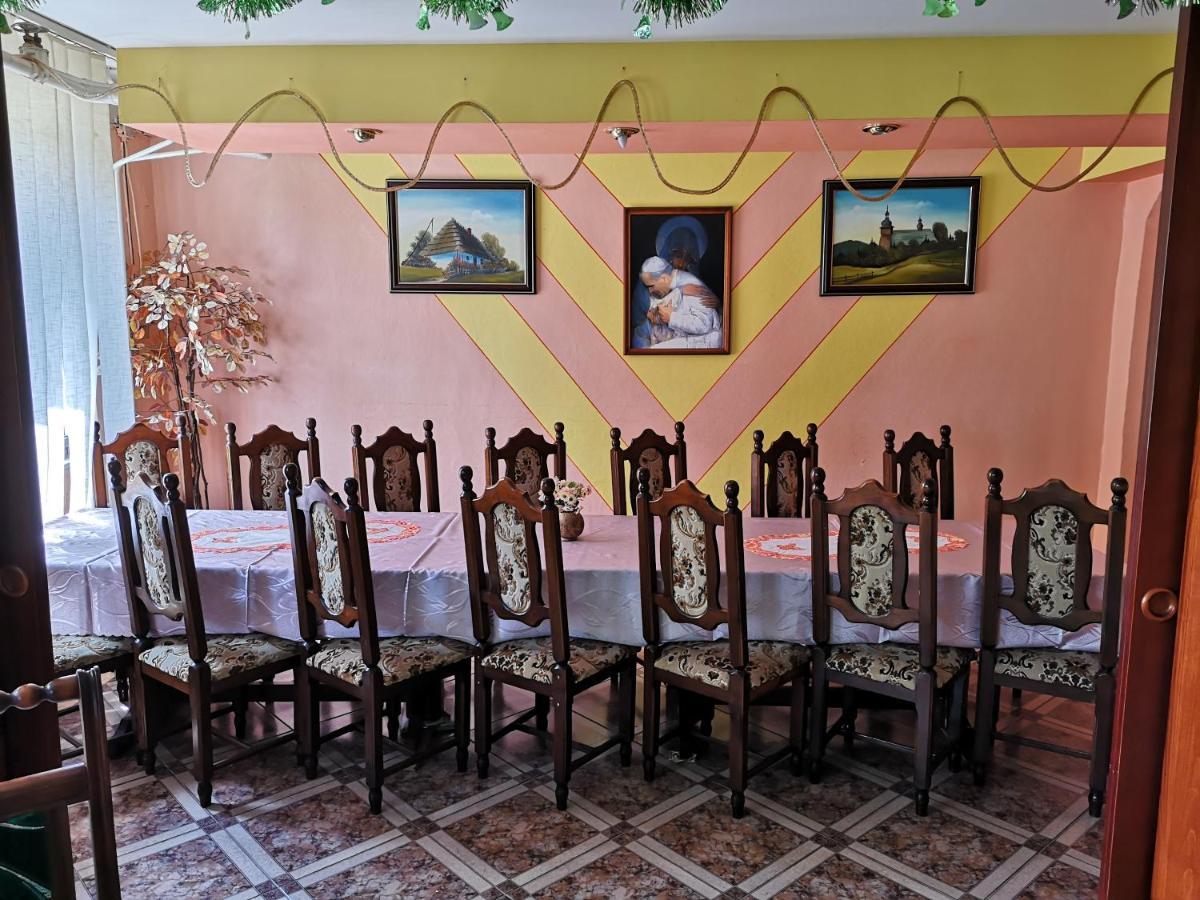 Hotel Biela Labut Michalovce Exteriér fotografie